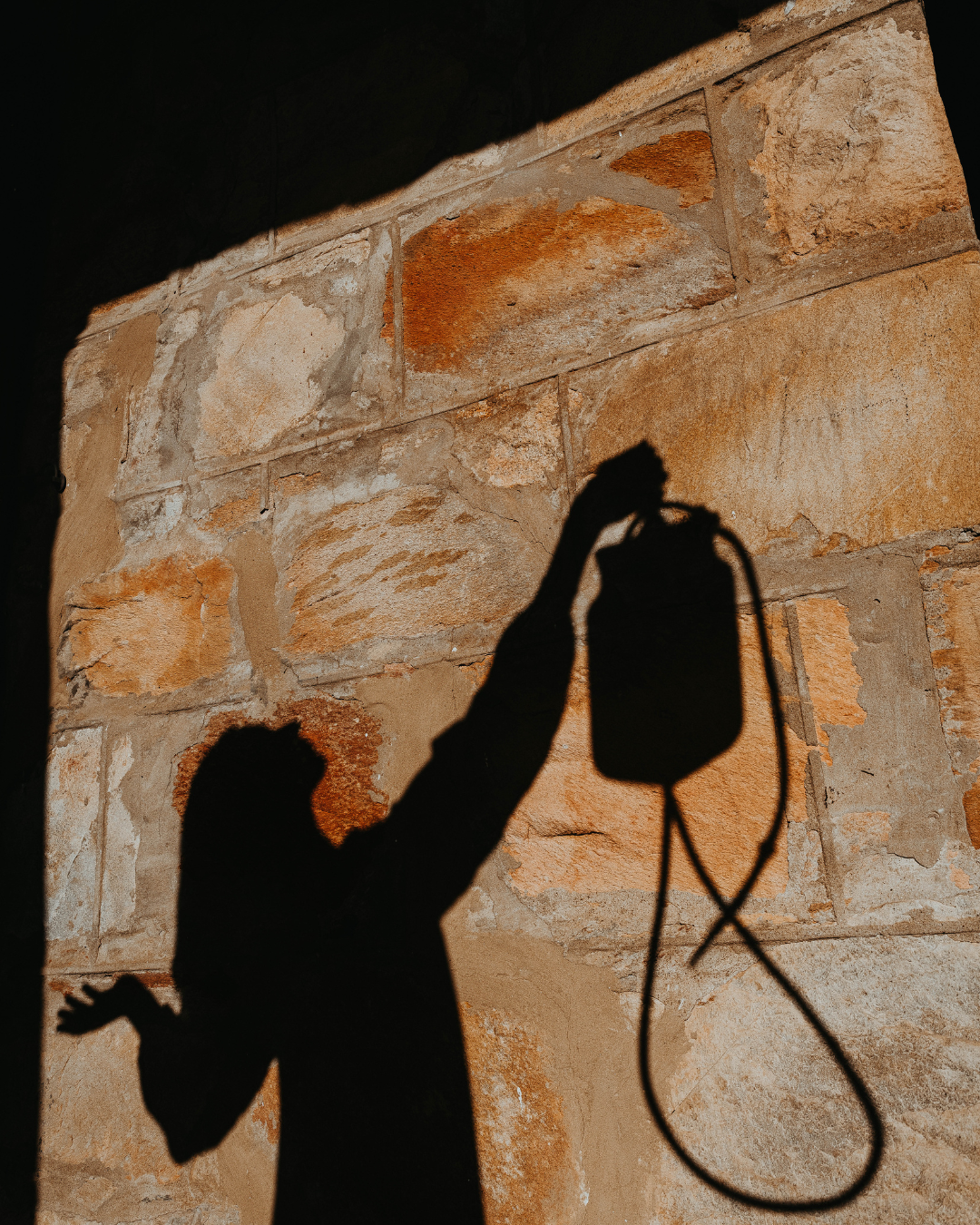 Cosmos Healing Premium Enema Kit | Medical Grade Silicone  | 2 Litre Bag, Hose & Accessories